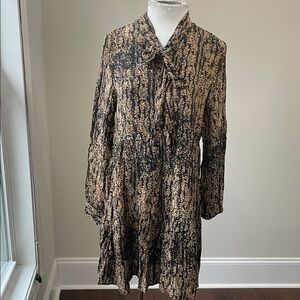 Elan Long Sleeve Dress with Black and Tan Pattern